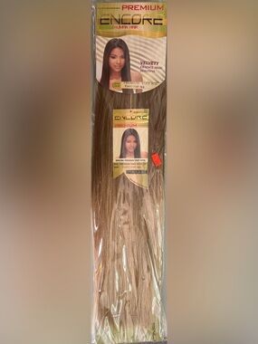 Janet collection. ENCORE. Premium Yaky.